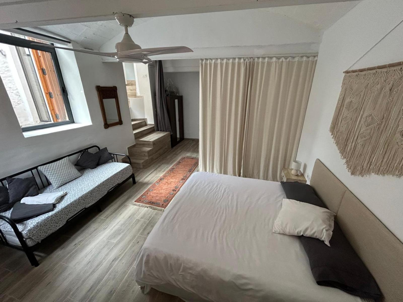 Costa Maresme, Barcelona ,Valentinos House & Pool Villa Vilassar De Dalt Dış mekan fotoğraf